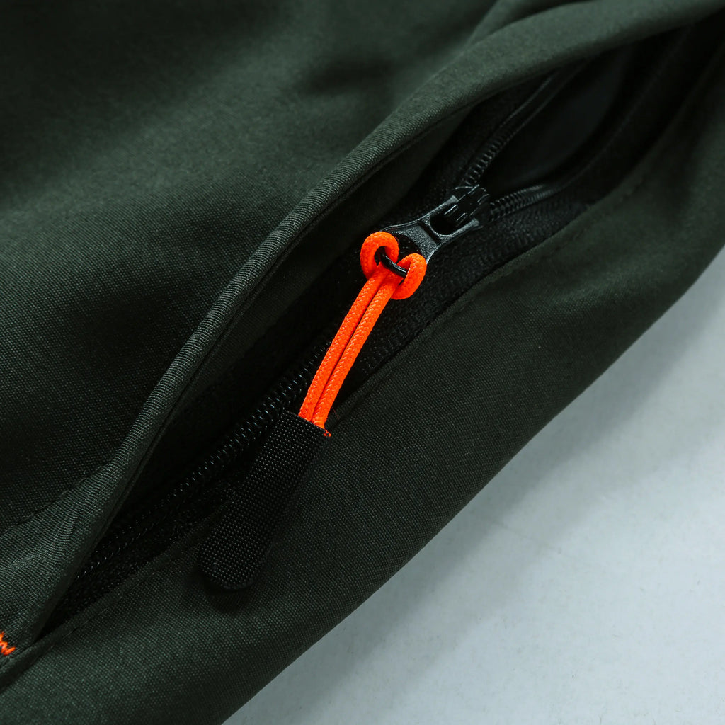 Men’s Performance Shorts with Zippered Pockets 7"